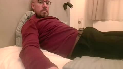 s_i_q online show from 09.23.25