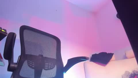 Steven Independent online show from 12.03.25