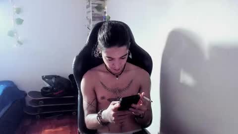 Snapshot of saad__man chatting on 11.30.25 Danny online show from 11.30.25