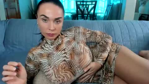 saandruskaa online show from 10.16.25