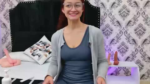Saara Brown online show from 10.03.25