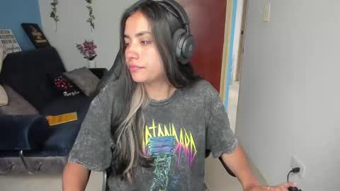 Angie  online show from 02.17.25