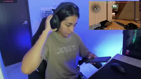 Angie  online show from 09.25.25