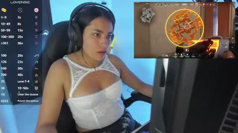 Snapshot of sabrina_chester_02 chatting on 05.19.26 Angie online show from 05.19.26