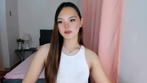 Snapshot of sabrina_hilson chatting on 10.20.25 sabrina_hilson online show from 10.20.25