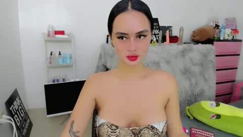 Sabrina online show from 03.22.26