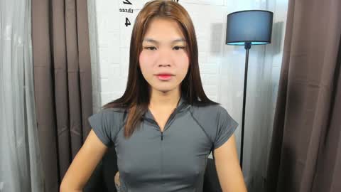 Snapshot of sabrina_maxx chatting on 01.13.25 Nadine online show from 01.13.25