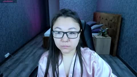 Snapshot of sabrina_sven chatting on 12.12.24 GMT7TueWedThuFriSatSun 0100am-0700am online show from 12.12.24