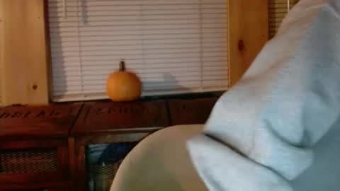 Snapshot of sabrinalexington chatting on 10.25.25 Sabrina online show from 10.25.25