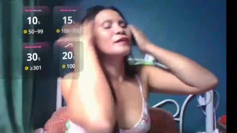 Snapshot of sabrinamae69 chatting on 02.20.25 naden online show from 02.20.25