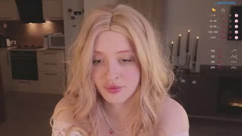 Hello im Sabrina  online show from 04.16.26