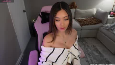 Snapshot of sabrinasarcade chatting on 02.12.26 Sabrina online show from 02.12.26