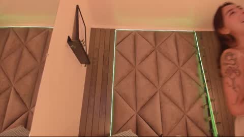 S A B R I N A  online show from 11.27.25