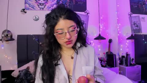 Sabrina  online show from 03.17.26