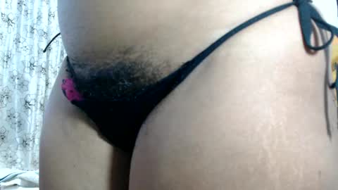 Snapshot of sacha_macgregor chatting on 01.19.25 Sacha Macgregor online show from 01.19.25