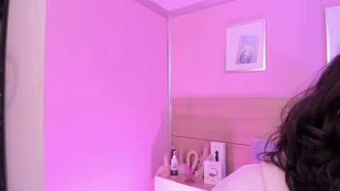 Ig  online show from 03.05.25