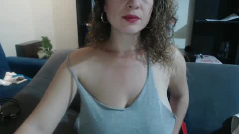 sacrletardiente online show from 02.22.25