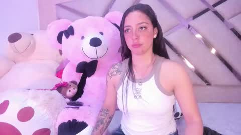    online show from 10.10.25