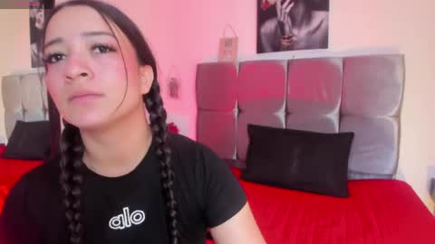 Snapshot of saday_wish chatting on 04.11.26 saday_wish online show from 04.11.26