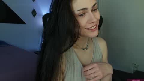 Snapshot of sadierenee96 chatting on 12.19.24 Sadie Renee online show from 12.19.24