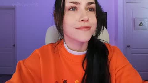 Snapshot of sadierenee96 chatting on 10.06.25 Sadie Renee online show from 10.06.25