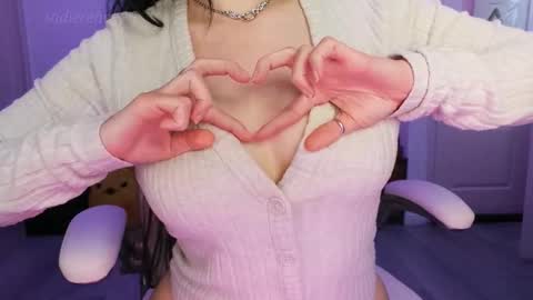 Snapshot of sadierenee96 chatting on 10.16.25 Sadie Renee online show from 10.16.25