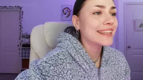 Snapshot of sadierenee96 chatting on 10.17.25 Sadie Renee online show from 10.17.25