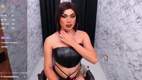 Snapshot of sadistictmistress_verra chatting on 05.27.26 Verra Monroe online show from 05.27.26
