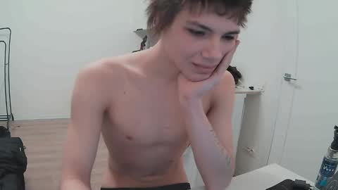 sadvetements online show from 04.03.26