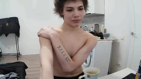 sadvetements online show from 04.08.26