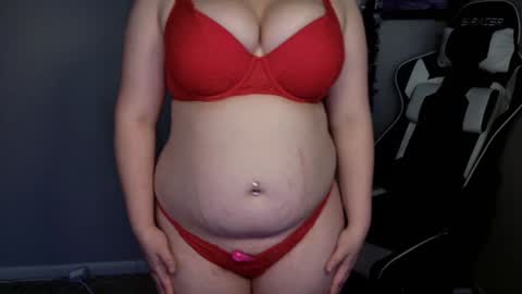 Snapshot of saelihnsexy chatting on 12.01.24 Saelihn online show from 12.01.24