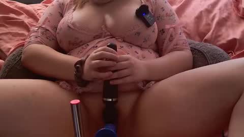 Snapshot of saelihnsexy chatting on 01.14.25 Saelihn online show from 01.14.25