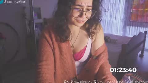 Snapshot of safaeri chatting on 01.31.25 Safa online show from 01.31.25