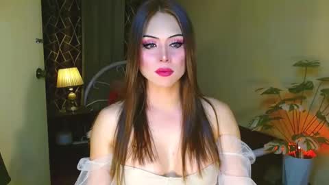Snapshot of safaracox chatting on 05.06.26 SafaraCox My Love online show from 05.06.26