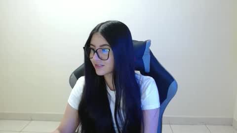 Sahaliefox  online show from 01.06.26