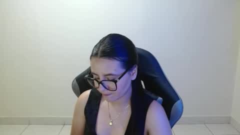 Sahaliefox  online show from 05.14.26