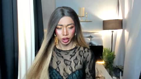 Snapshot of sahayafox chatting on 05.15.26 sahayafox online show from 05.15.26