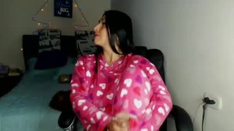 Karina online show from 12.31.24
