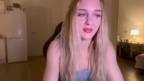 Sofia online show from 10.31.25