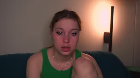 Snapshot of sairally chatting on 06.06.26 Ariel online show from 06.06.26
