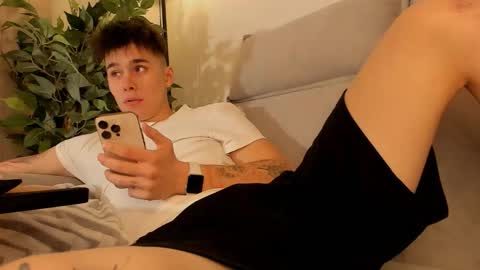 Snapshot of sairyeks chatting on 09.26.25 Roby online show from 09.26.25