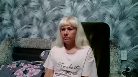 sakura_blonde online show from 10.15.25