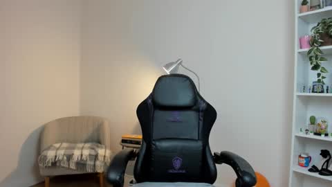 Sakura Harper online show from 10.25.25