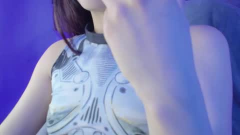 Sakura Moss online show from 10.19.25