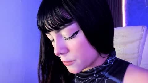 Sakura Moss online show from 10.22.25