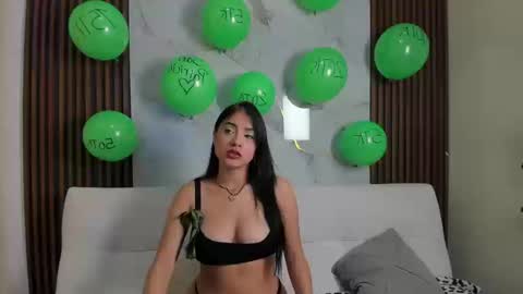 Snapshot of sally_black chatting on 03.17.26 Sally online show from 03.17.26