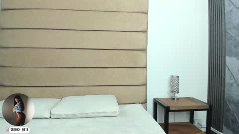 Snapshot of sally_rosses chatting on 12.15.25 sally rosses online show from 12.15.25