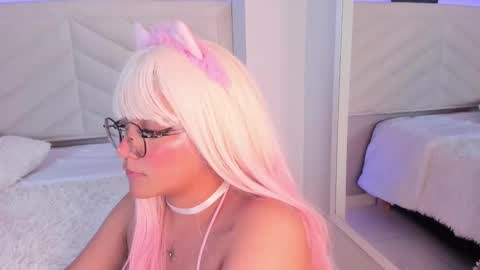  Sally White  online show from 02.04.25