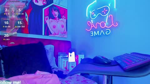 miss Sally online every night from 1am to 8am  Colombia time online show from 01.30.25