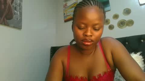 Snapshot of sallysasha254 chatting on 12.01.24 sallysasha254 online show from 12.01.24